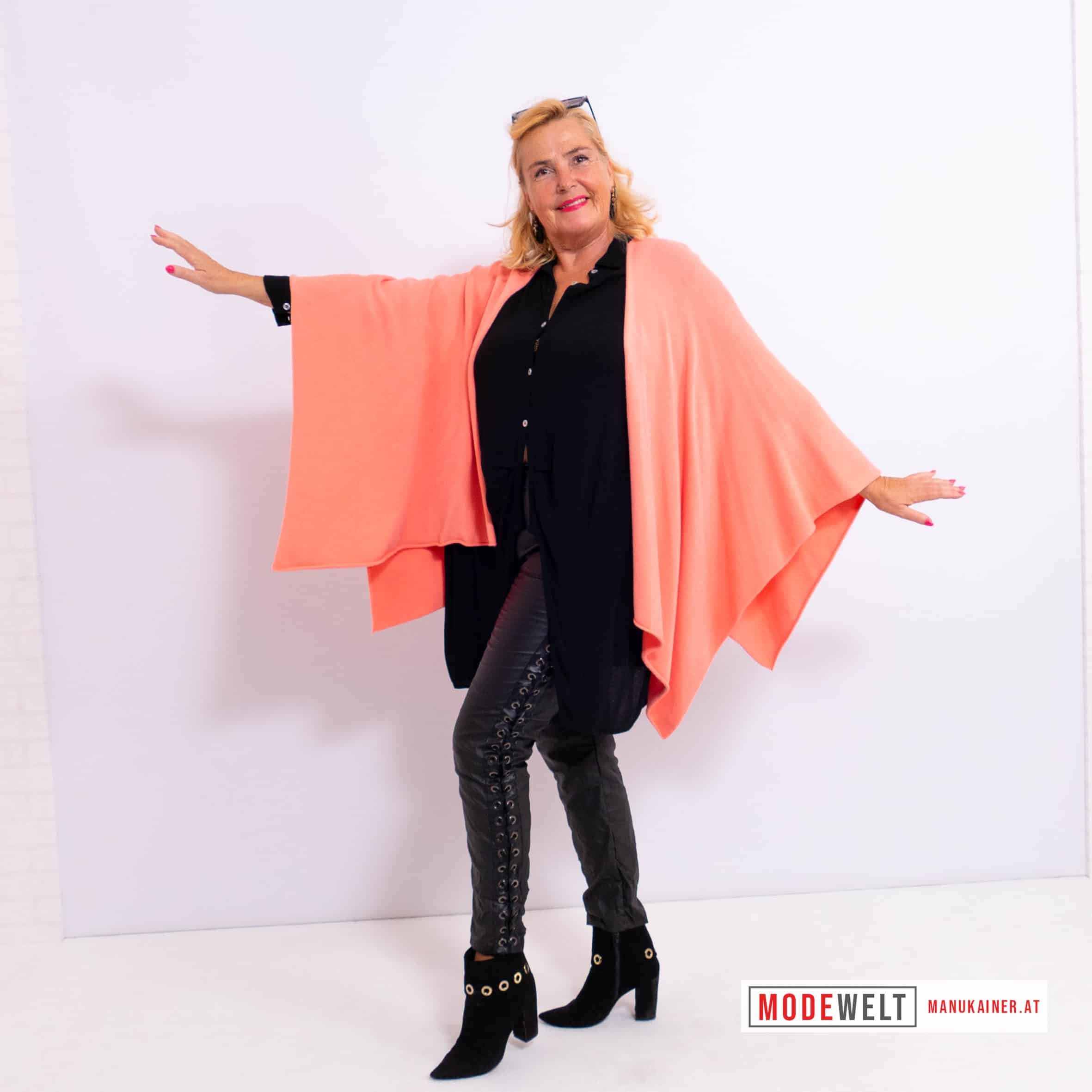 Westenponcho Eleganz in Lachs |Gr. UNI 38-48|, Anr.: 3694